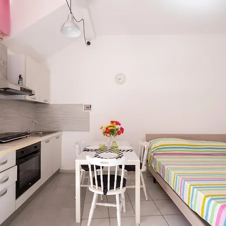 Apartament Oasi Del Conte Due Sant Isidoro (Apulia)