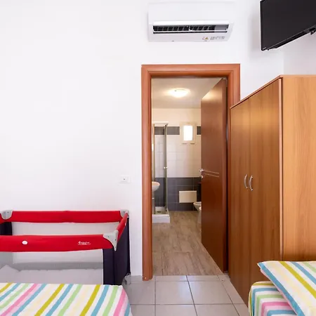 Apartament Oasi Del Conte Due Sant Isidoro (Apulia)